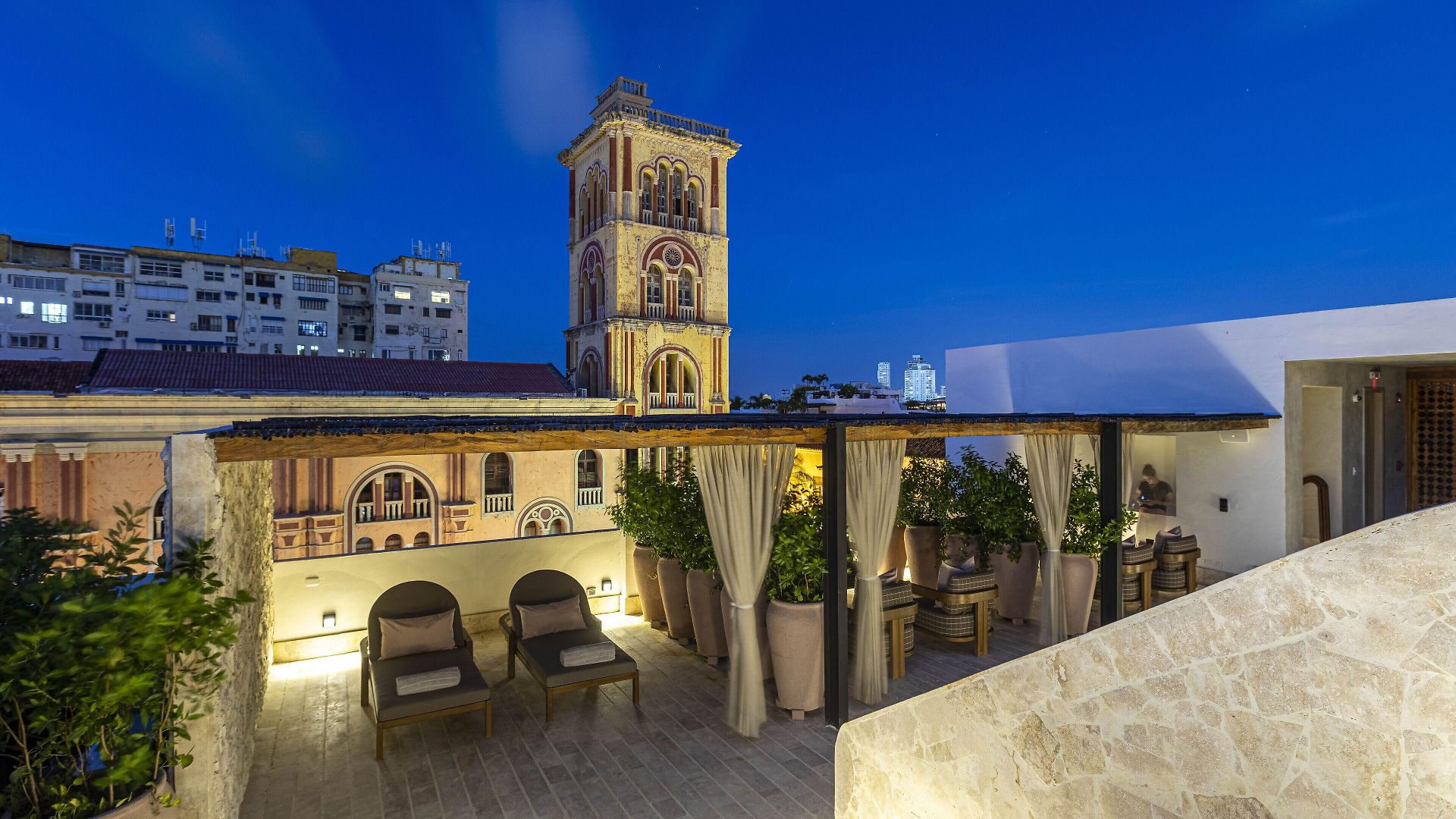 Cinco Boutique Hotel 5*