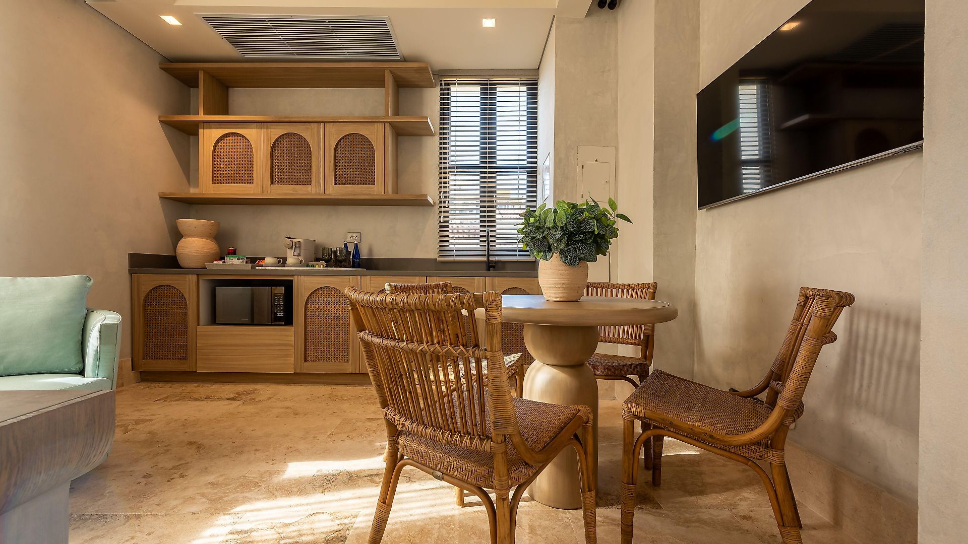 Cinco Boutique Hotel 5*