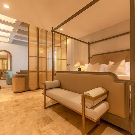 Cinco Boutique Cartagena