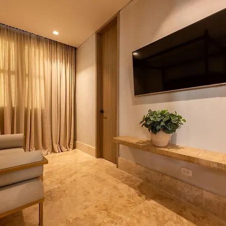 Cinco Boutique Hotel