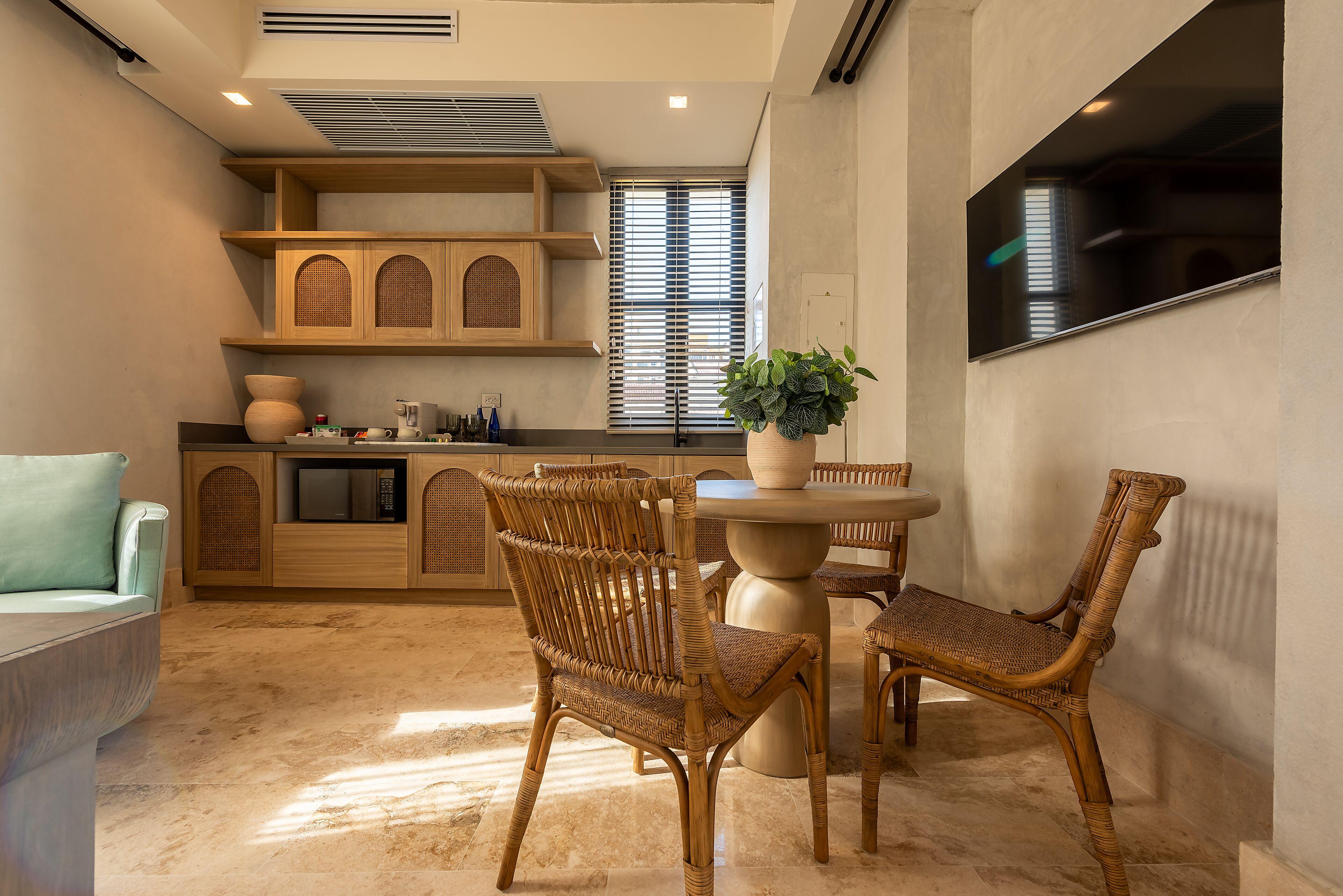 Cinco Boutique Hotel 5*